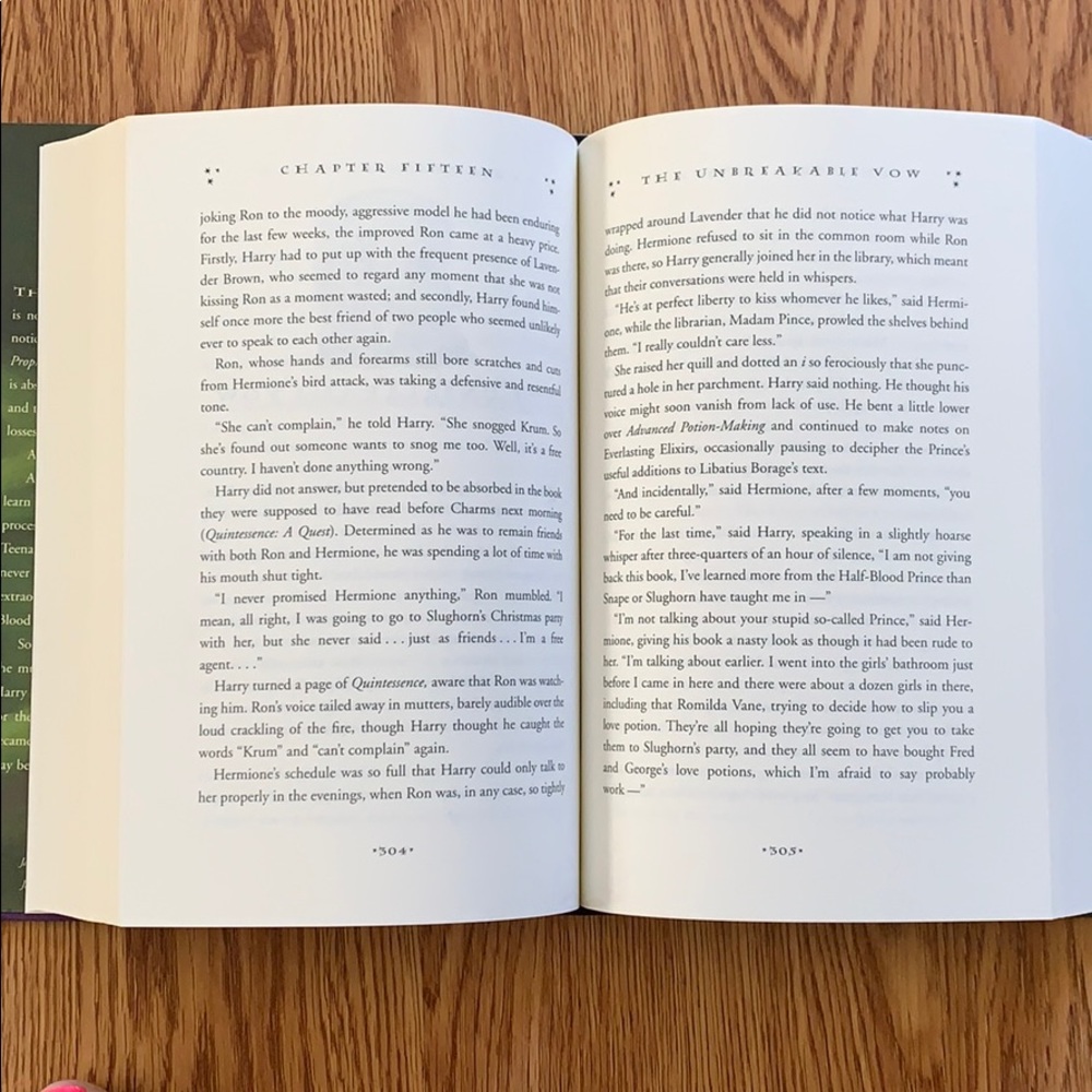 2005 1st American Edition - Hardback Book - Picture 4 of 7